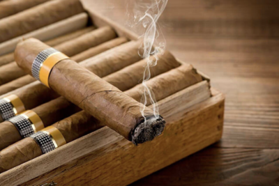 Khách hàng cần xác minh độ tuổi và danh tính