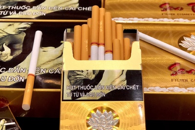 Review Thuốc Lá Trầm Hương Sen Trắng: Thơm Như Mùi Thiền, Nhẹ Như Hơi Thở