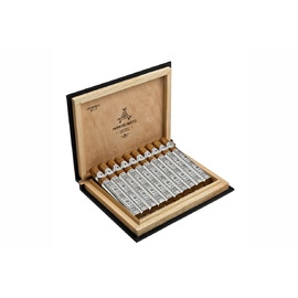 Xì Gà Montecristo Volume 1: 100 Days Robusto