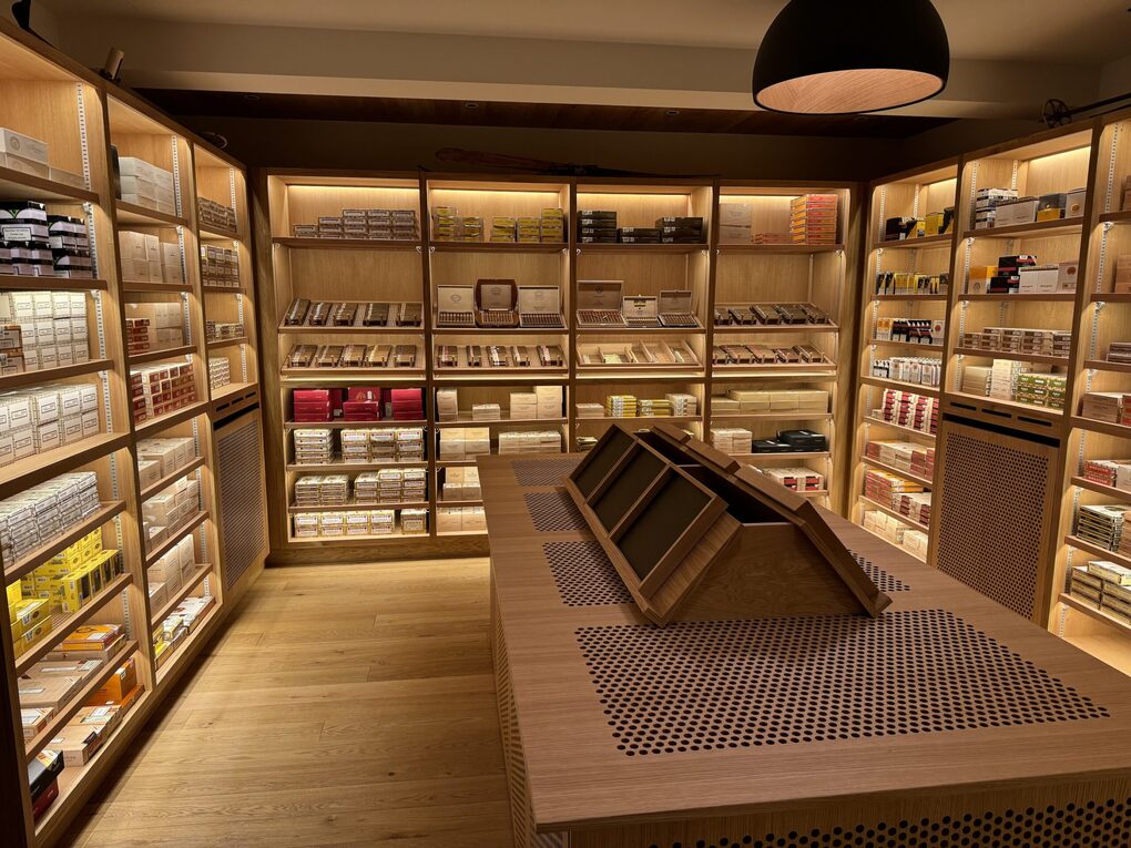 Địa Chỉ Bán Xì Gà Cuba Tại Hà Nội: Kinh Nghiệm Chọn Mua Chính Hãng