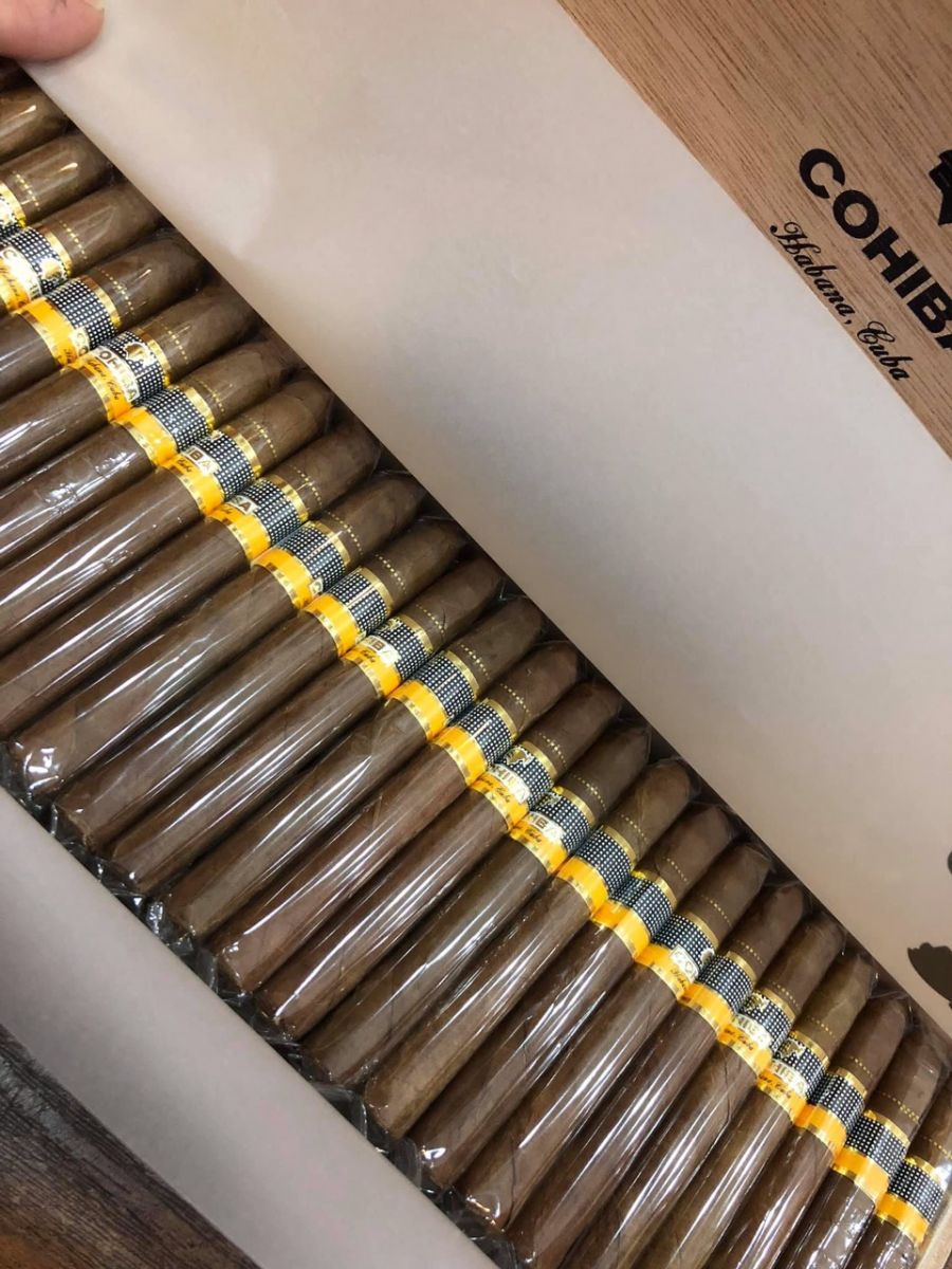 Xì gà Cohiba Short 50 Humidor - Hộp 50 điếu