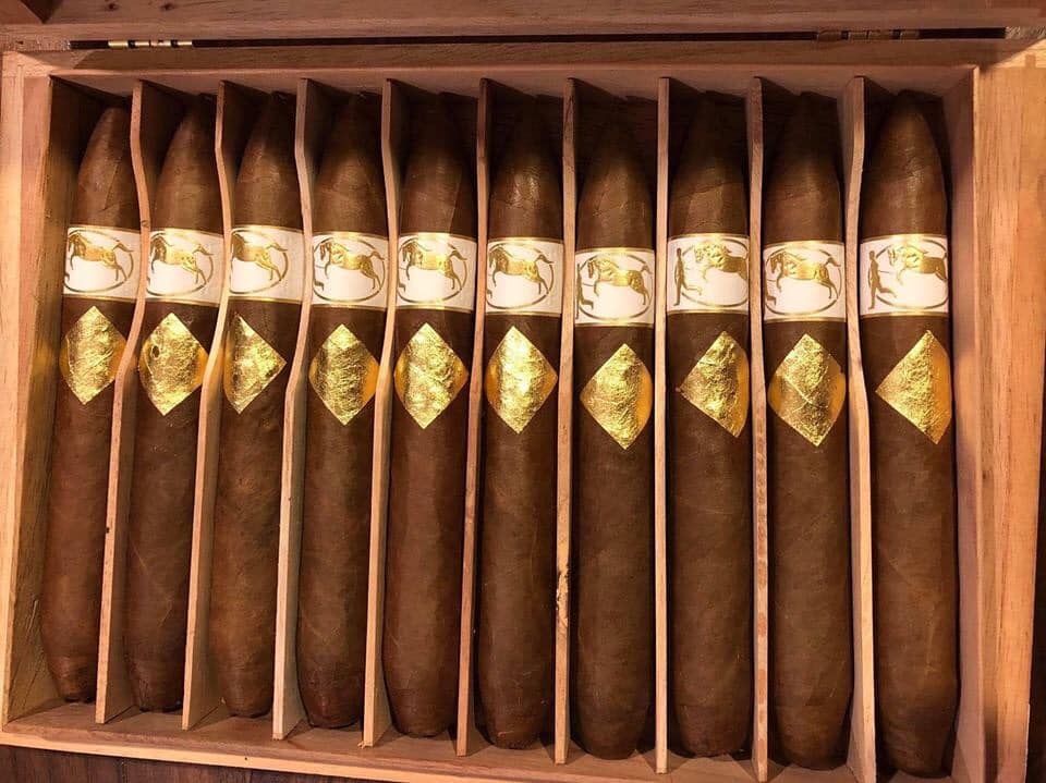 Xì gà Cavalier Geneve - Hộp 10 điếu