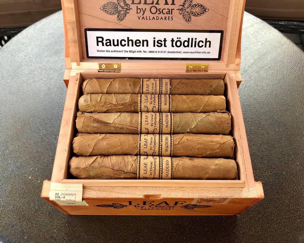 Xì gà Leaf by Oscar  - Hộp gỗ 20 điếu