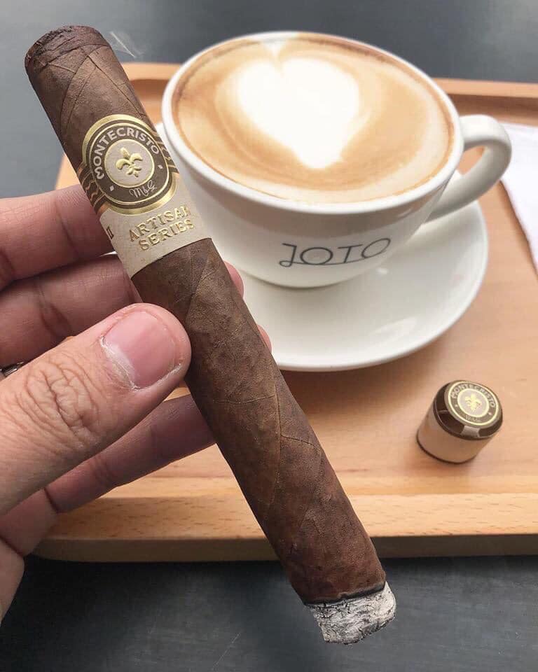 Xì gà Montecristo Artisan Series Limited - Hộp 15 điếu