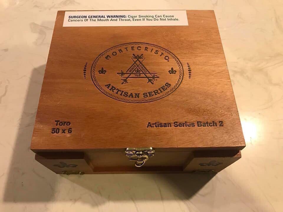 Xì gà Montecristo Artisan Series Limited - Hộp 15 điếu