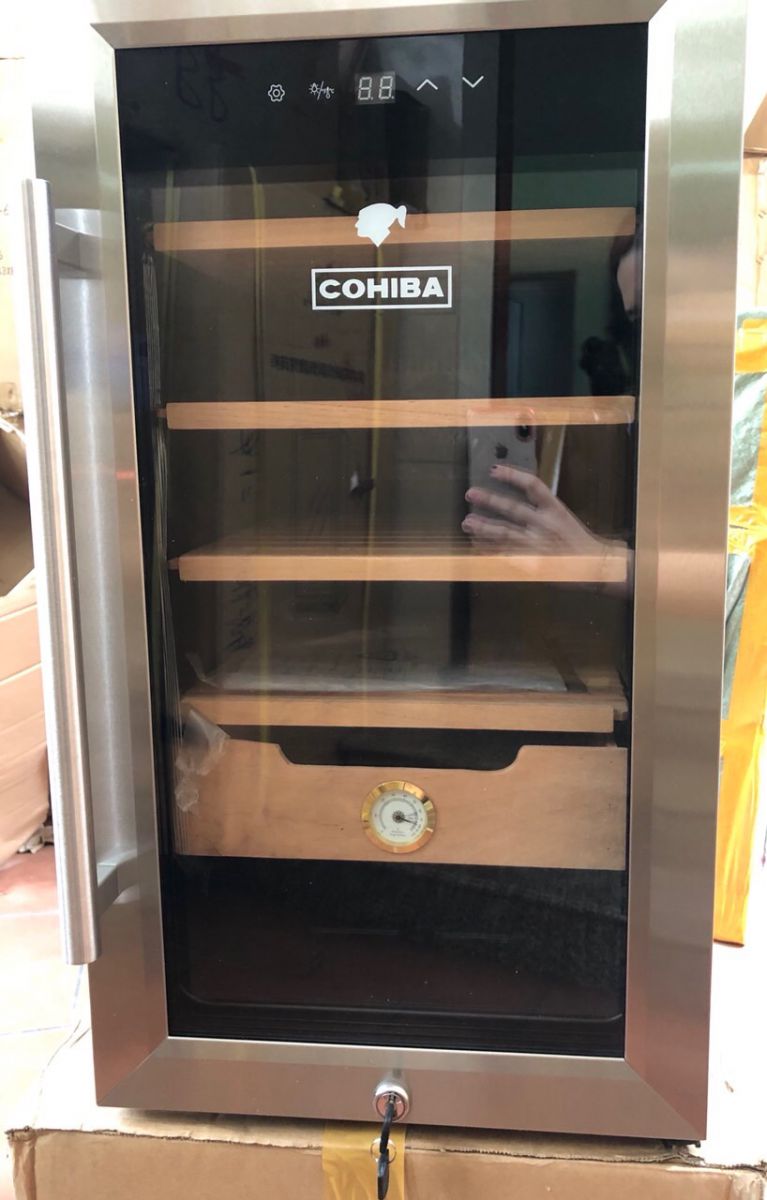 Tủ điện Xì gà Cohiba 4 Tầng