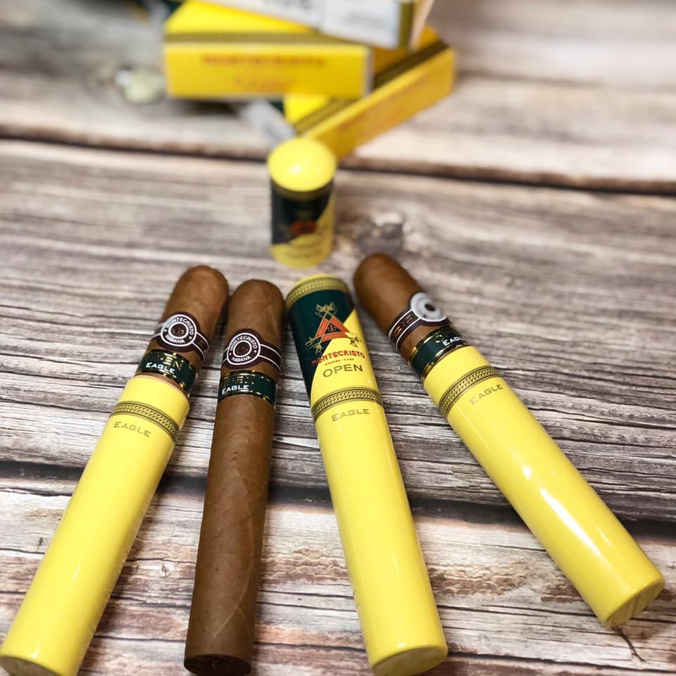 Xì gà Montecristo Open Eagle Tubos - Hộp 3 điếu