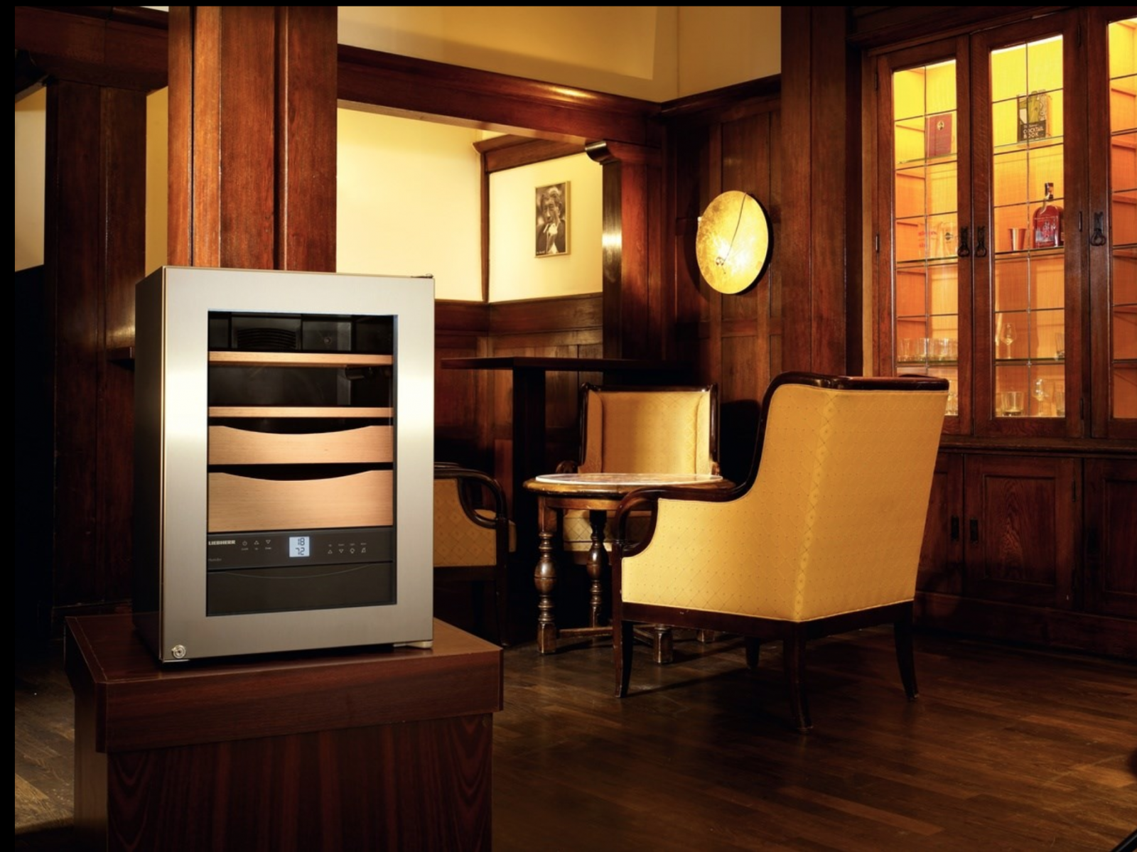 Tủ xì gà Liebherr ZKes 453