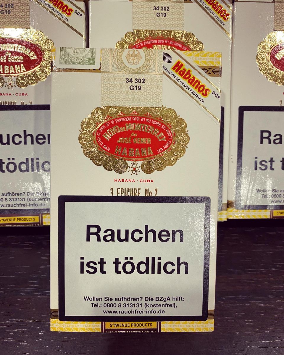 Xì gà Hoyo de Monterrey Epicure No.2 Tubos - Hộp 3 điếu