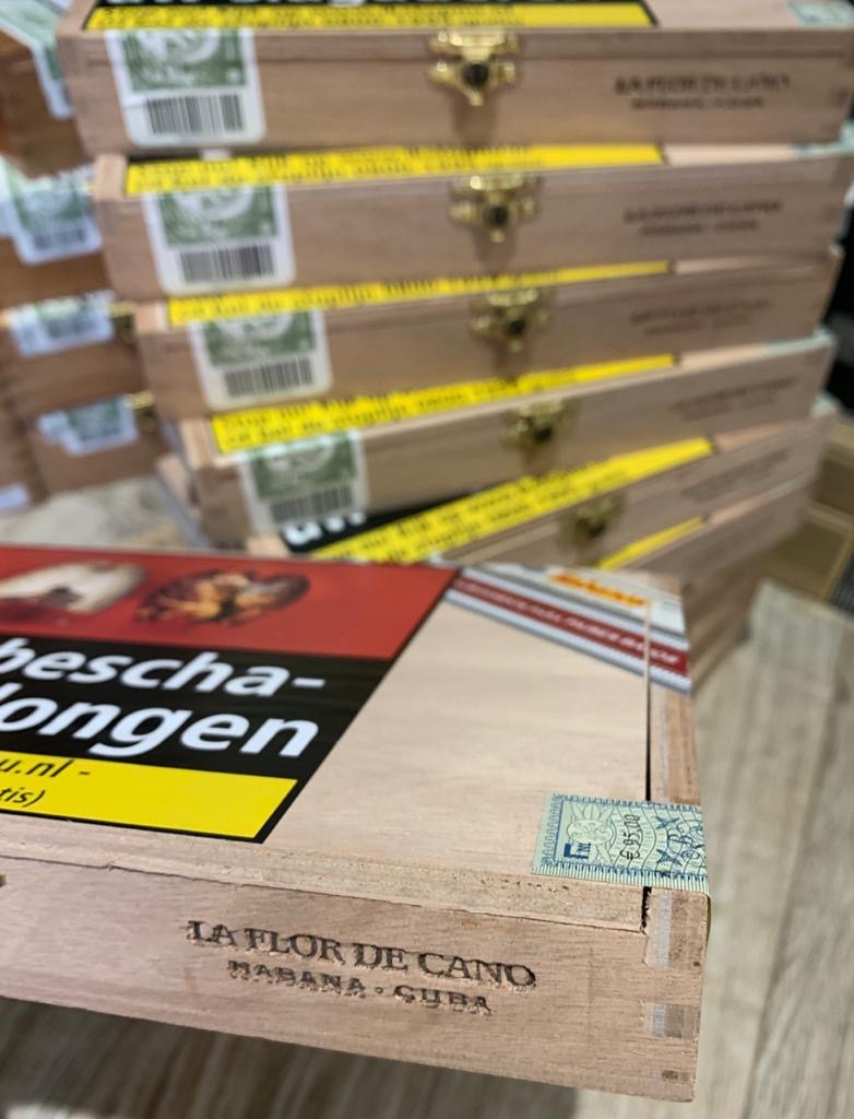 Xì gà La Flor De Cano Robusto - Hộp 10 điếu