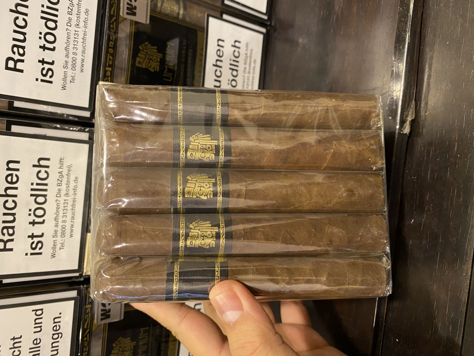 Xì gà Umnum Canonazo Robusto - Điếu Lẻ