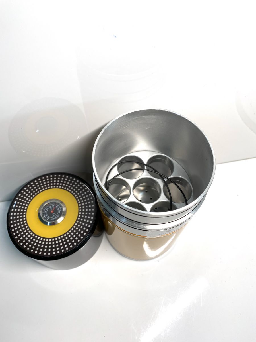 Ống đựng xì gà 7 điếu có đồng hồ Cohiba