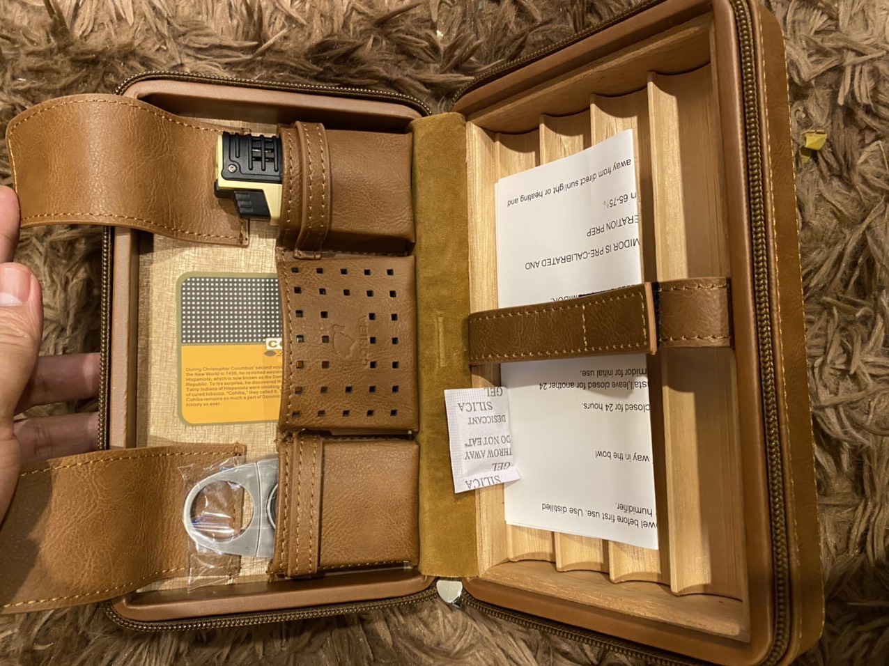 Hộp giữ ẩm 4 điếu Cohiba XJ-T104