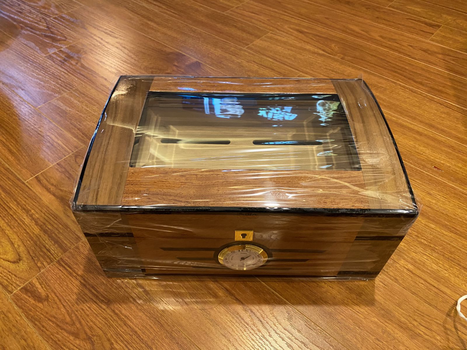 Hộp bảo quản 100 điếu xì gà Lubinski CH0064