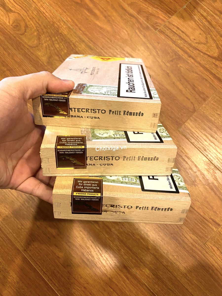 Xì gà Montecristo Petit Edmundo - Hộp 10 điếu