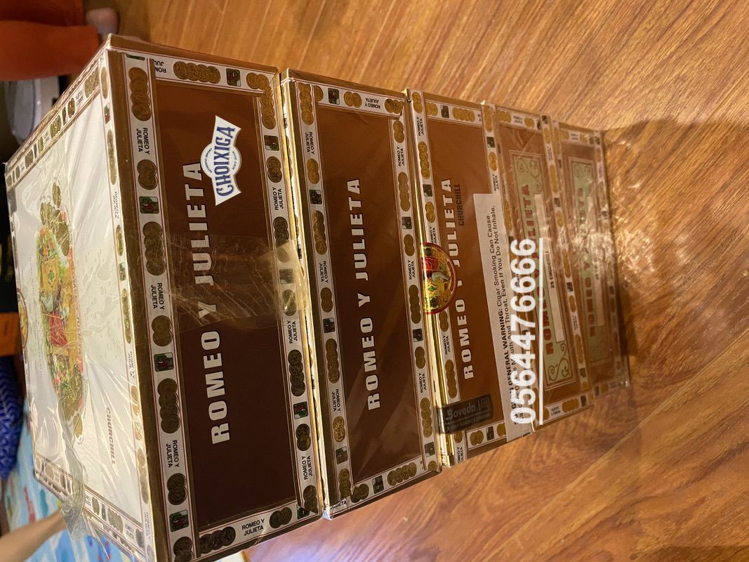 Xì gà Romeo y Julieta 1875 Churchill - Hộp 25 điếu