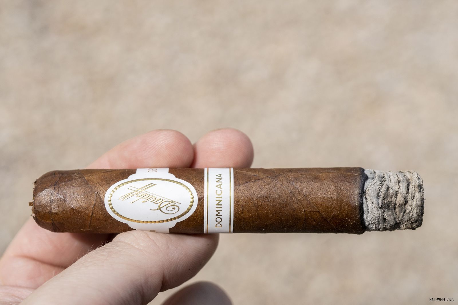 Review đánh giá xì gà DAVIDOFF DOMINICANA ROBUSTO