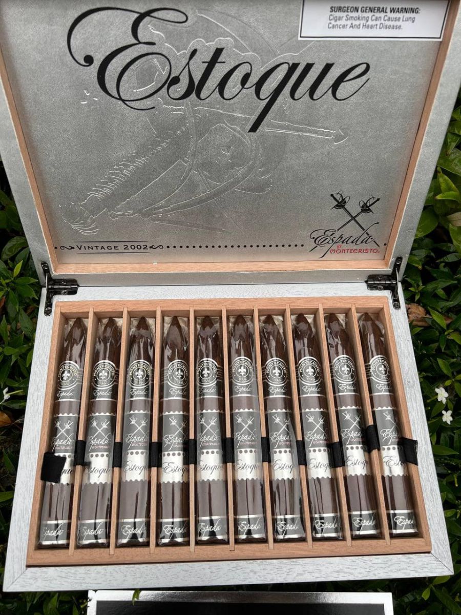 Xì gà Montecristo Espada Estoque - Hộp 10 điếu