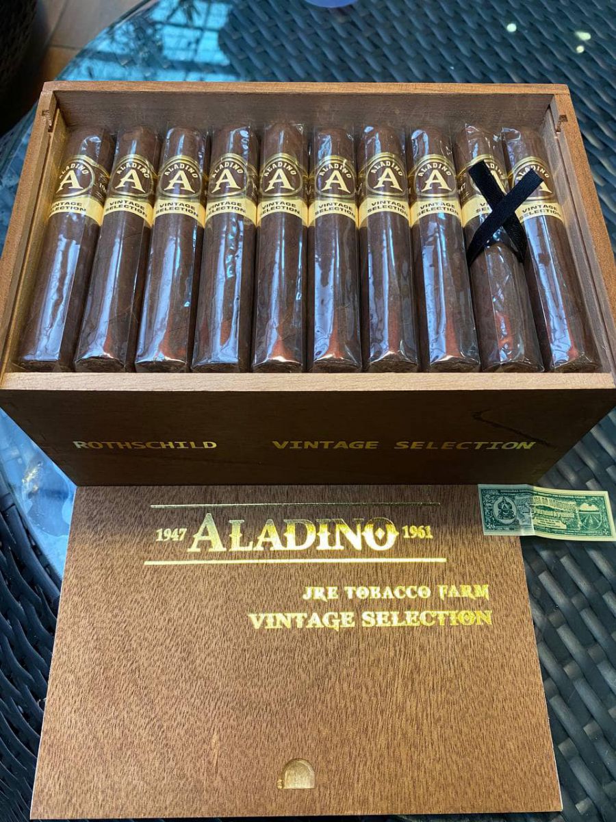 Xì gà Aladino Habano Rothschild Vintage Selection - Hộp 50 điếu