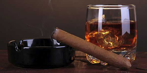 Hướng dẫn cách dập xì gà của người hút xì gà chuyên nghiệp