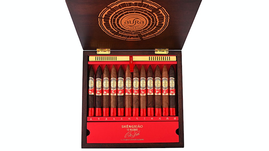 Xì gà Aura EP Carrillo Shengxiao Limited Edition - Hộp 12 điếu