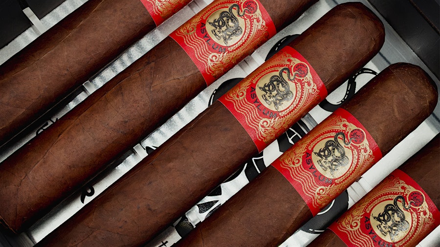 Xì gà Asylum April Fool's 90X9