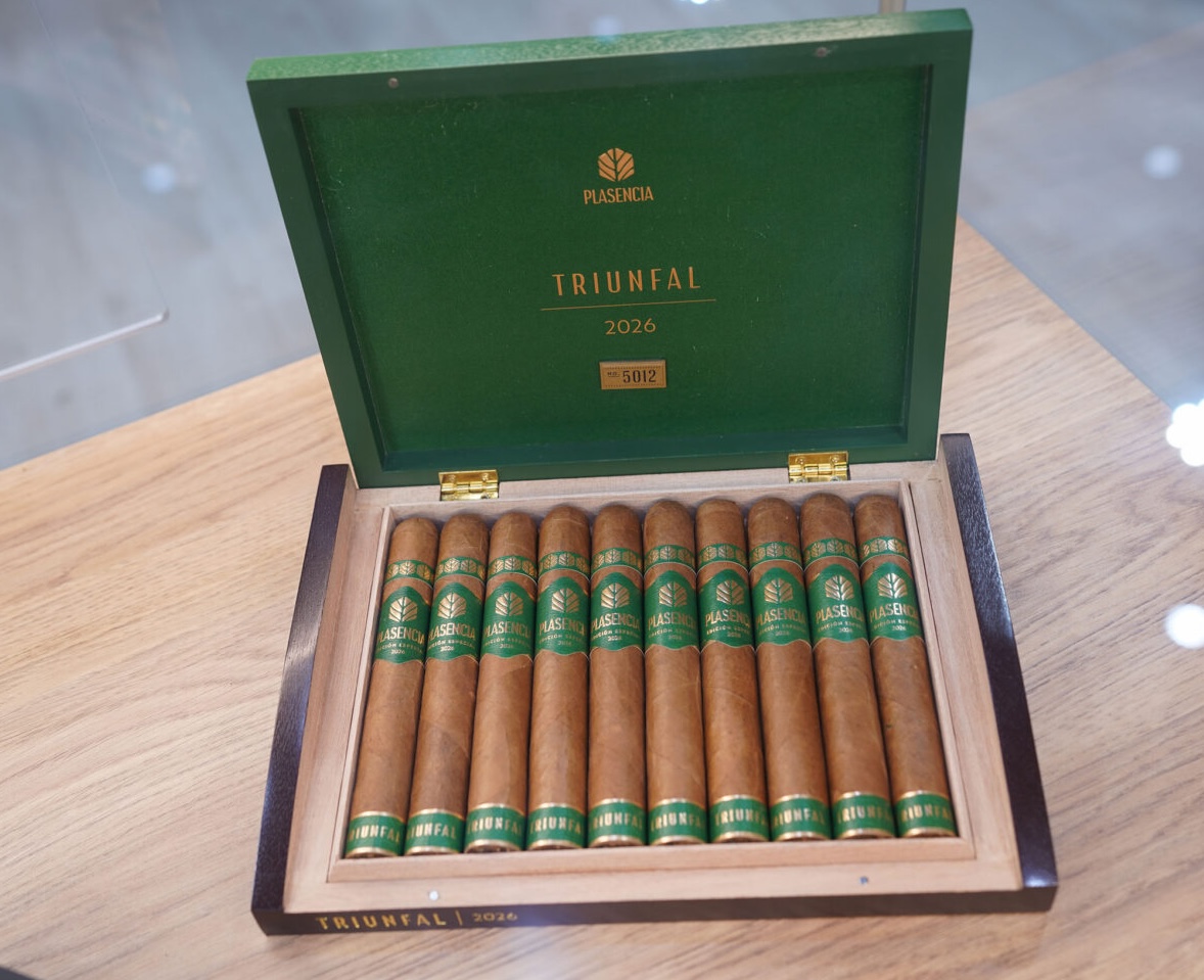 Xì Gà Plasencia Triunfal - Hộp 10 Điếu