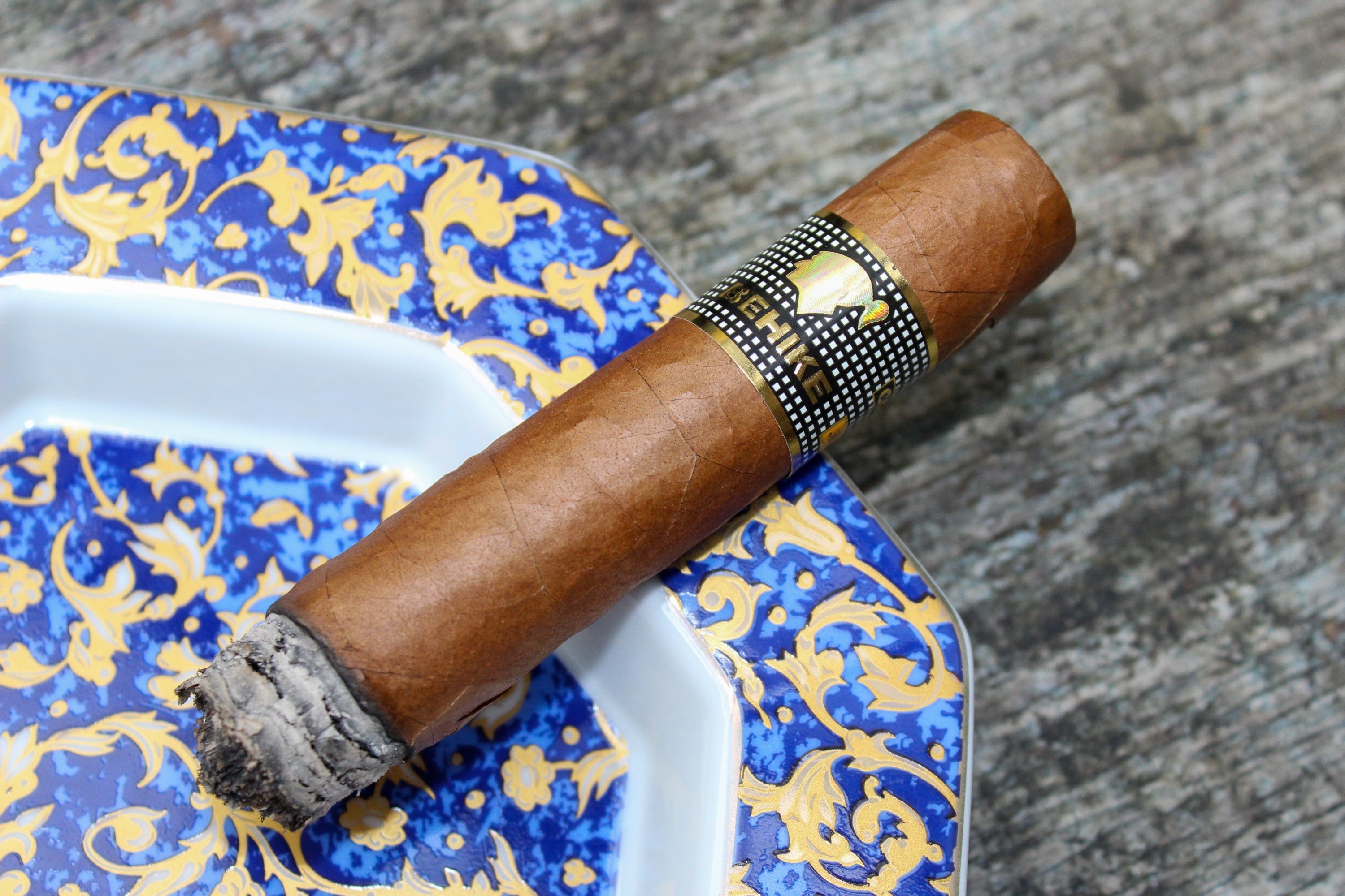 Top 10 Dòng Xì Gà Biếu Tết Sang Trọng & Đẳng Cấp Nhất 2026