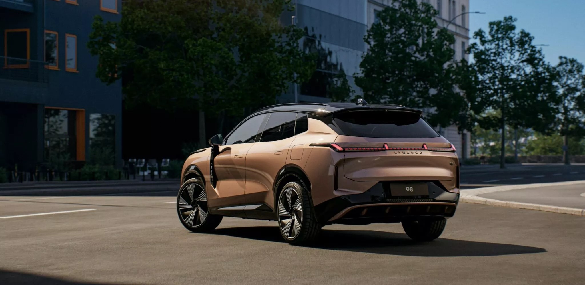 Lynk & Co 08 EM-P – SUV Plug-In Hybrid Sang Trọng & Công Nghệ Tiên Tiến 2025