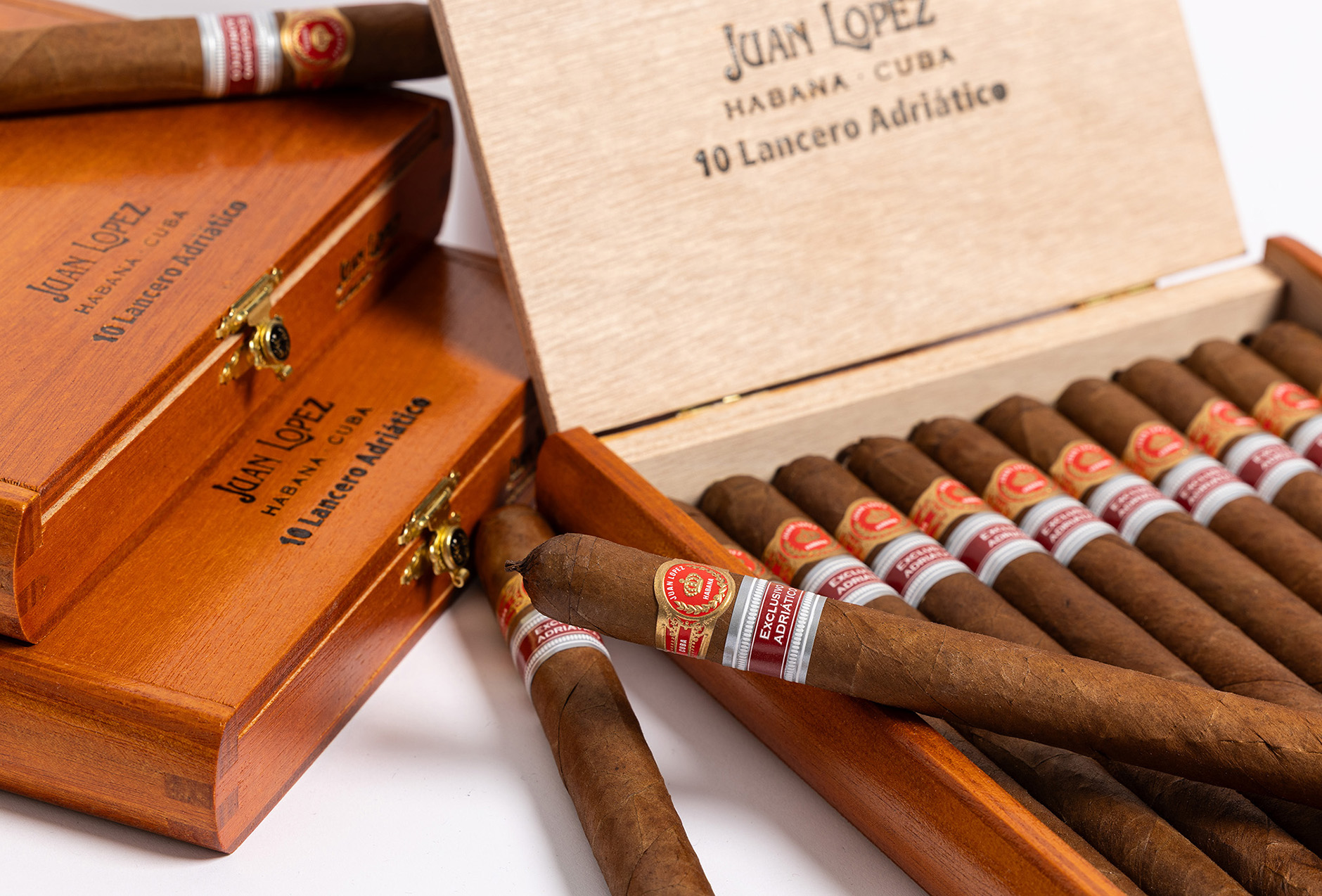 Juan López Lancero Adriático Edición khu vực được phát hành