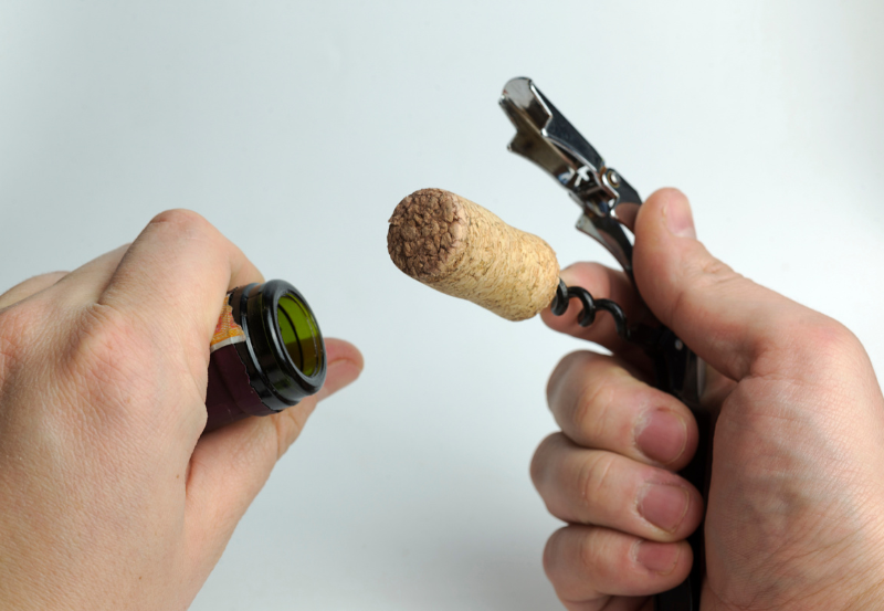 đồ khui rượu vang