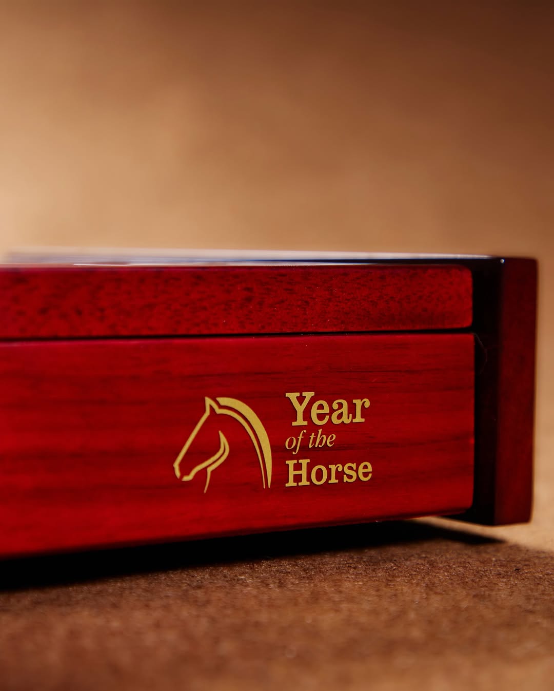 Trinidad Corcel kỷ niệm năm con ngựa - Trinidad Corcel Year Of The Horse
