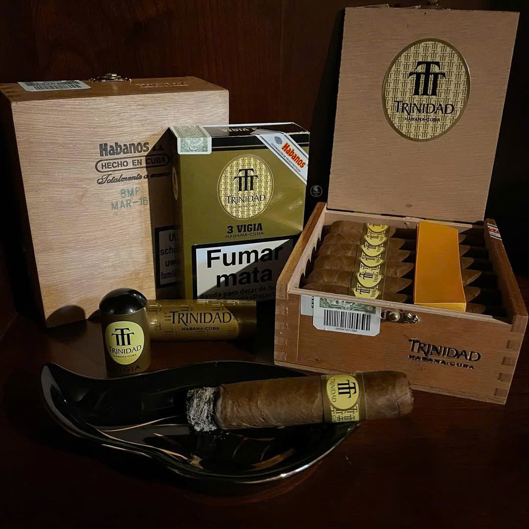 Xì Gà Trinidad Vigia | Giá Mới Nhất 2025 – Review Hương Vị & Nơi Mua Chính Hãng